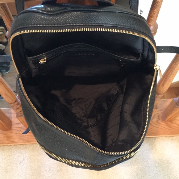 MICHAEL KORS Rhea Leather Backpack - Picture 5 of 8